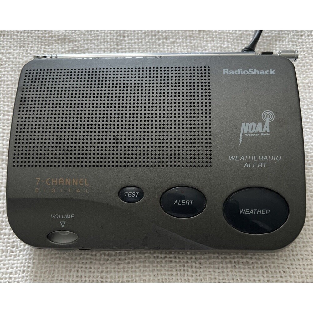 Radio Shack 12-247B Weather Radio Alert 7 Channel NOAA Digital - Tested preowned - Picture 4 of 10
